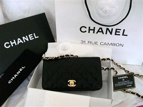 reconnaitre un sac chanel|Authentification des sacs Chanel : exemples réels ou faux.